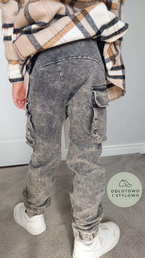 SPODNIE BOJÓWKI JEANS WASHED BLACK MIMI