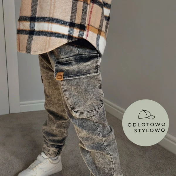 SPODNIE BOJÓWKI JEANS WASHED BLACK MIMI