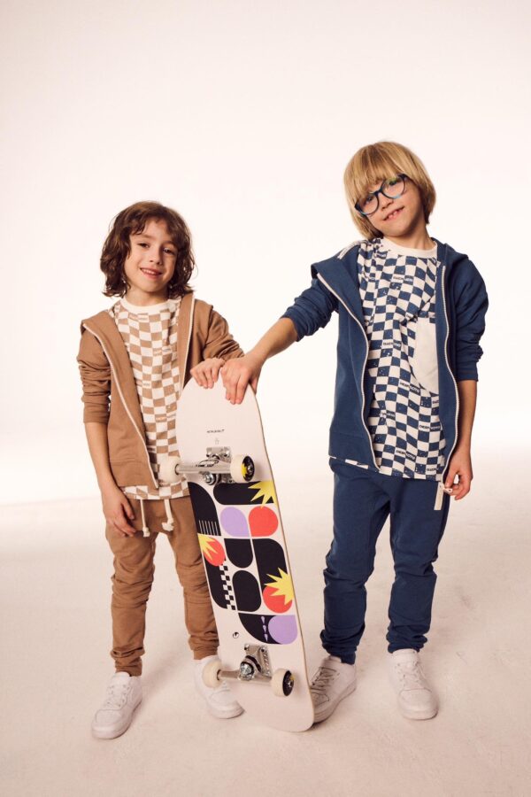 T-SHIRT SZACHOWNICA LATTE DESPACITO