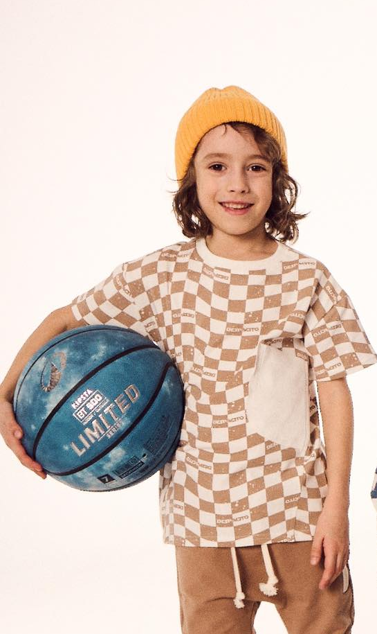 T-SHIRT SZACHOWNICA LATTE DESPACITO